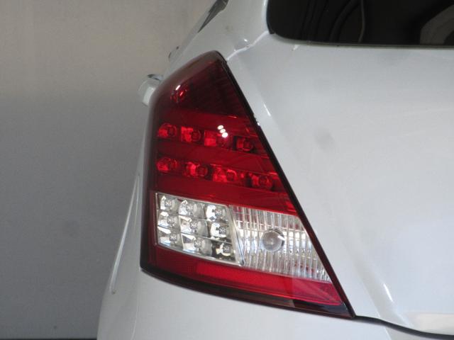 スイフト ＸＳ　１年保証　パドルシフト　クルコン　スマートキー　プッシュスタート　メモリーナビ　フルセグ　ＤＶＤ　ＣＤ　Ｍサーバー　Ｂｌｕｅｔｏｏｔｈ　バックカメラ　ＥＴＣ　ＨＩＤ　フォグ　１６ＡＷ　Ｔチェーン（66枚目）