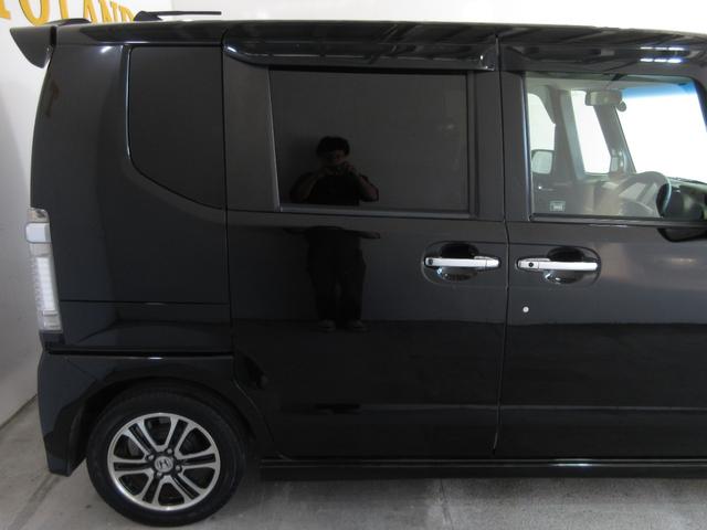 N-BOXカスタム G SSパッケージ 1年保証 両側パワスラ アイドリングストップ スマートキー プッシュスタート メモリーナビ フルセグ DVD CD Mサーバー Bluetooth バックカメラ ETC HID フォグ 14AW(10枚目)