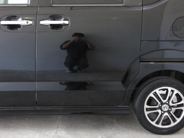 N-BOXカスタム G SSパッケージ 1年保証 両側パワスラ アイドリングストップ スマートキー プッシュスタート メモリーナビ フルセグ DVD CD Mサーバー Bluetooth バックカメラ ETC HID フォグ 14AW(34枚目)