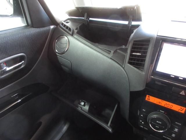 パレットＳＷ ＸＳ　両側スライド片側パワスラ　スマートキー　プッシュスタート　ＳＤナビ　フルセグ　ＤＶＤ　ＣＤ　Ｍサーバー　Ｂｌｕｅｔｏｏｔｈ　バックカメラ　ＨＩＤ　フォグ　ベンチシート　フルフラットシート　１４ＡＷ（76枚目）