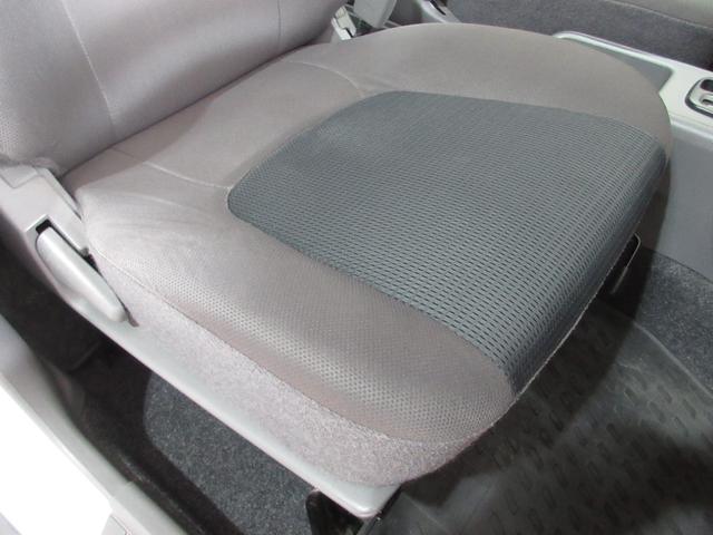 MITSUBISHI LANCER CARGO 16M