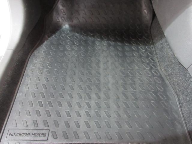 MITSUBISHI LANCER CARGO 16M