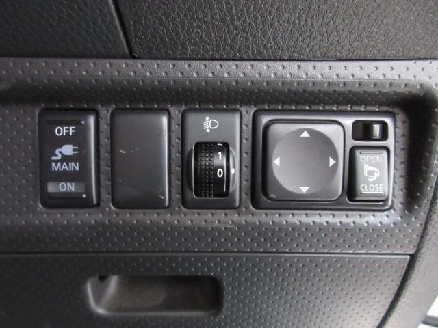 MITSUBISHI LANCER CARGO 16M