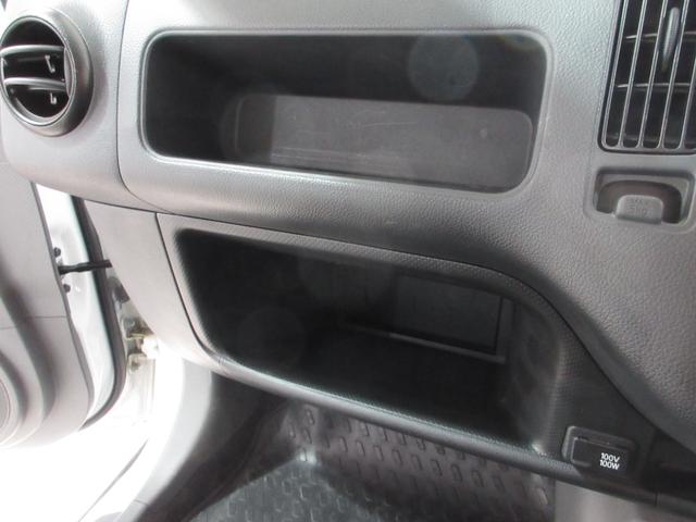 MITSUBISHI LANCER CARGO 16M