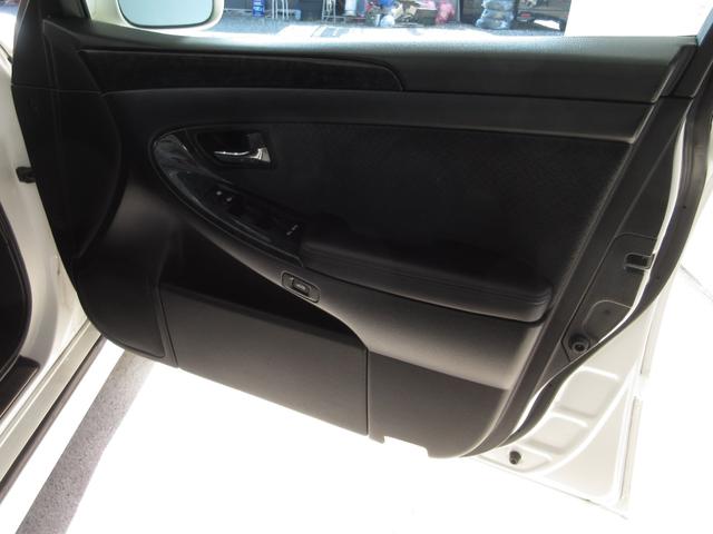 クラウン アスリート プレミアムエディション 後期 車高調 社外マフラー スマートキー プッシュスタート HDDナビ フルセグ CD Mサーバー バックカメラ ETC クルコン HID フォグ パワーシート ソナー 取説 18AW Tチェーン(41枚目)