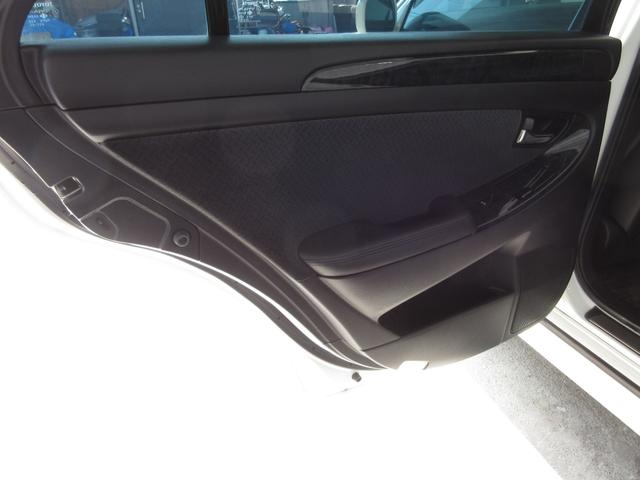 クラウン アスリート プレミアムエディション 後期 車高調 社外マフラー スマートキー プッシュスタート HDDナビ フルセグ CD Mサーバー バックカメラ ETC クルコン HID フォグ パワーシート ソナー 取説 18AW Tチェーン(49枚目)