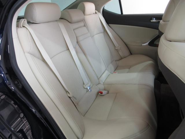 好きな番号を選べる希望ナンバーは別途１万円で出来ます