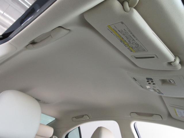 コーティング　Ｍ　普通の軽自動車１９．０００円　　Ｌ　背の高い軽自動車からプリウスサイズ２２．０００円　　ＬＬ　ビッグセダンからステーションワゴン２５．０００　ＸＬ　ワンボックス　２９．０００円