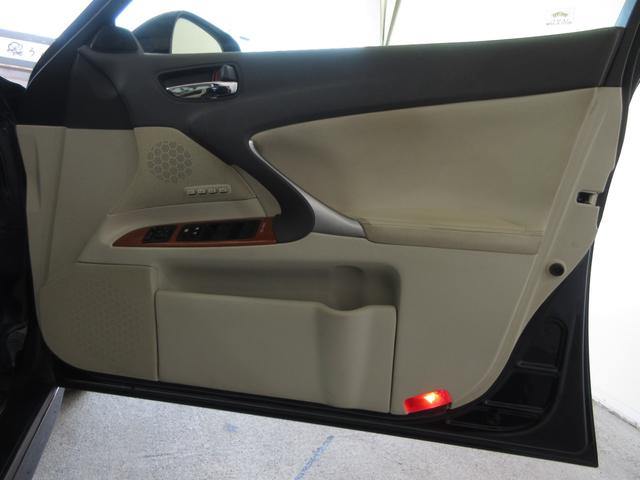 ３ケ月間・３０００ＫＭ　エンジン・オートマを保証　無料代車付　１週間走行距離無制限で基本機能・消耗品全てを保証