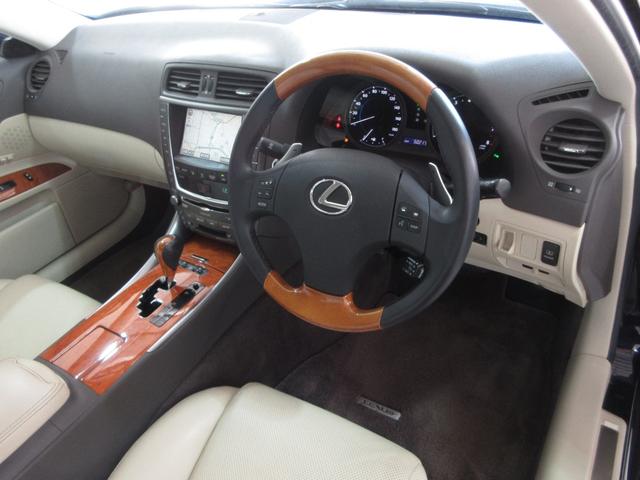 毎日全てのオークションからプロが全出品車から、絶対に品質の間違いないと思う車を厳選し、常時何千台とオークションに参加、安い時を絶対見逃さず、相場より安く落とし、日本一安く、高品質に挑戦しております