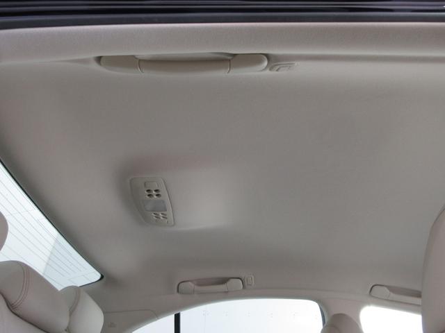 支払総額に令和７年度自動車税、納車整備、保証、名義変更代、ナンバー代、消費税、リサイクル料、２年付きの車は車検整備、自賠責保険、重量税全て含みます