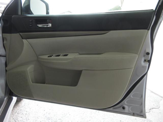 レガシィツーリングワゴン 2.5iアイサイト 1年保証 4WD ベージュレザー アイサイト スマートキー プッシュスタート メモリーナビ フルセグ DVD CD Mサーバー Bluetooth Bカメラ ETC クルコン シートヒーター(41枚目)