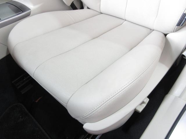 レガシィツーリングワゴン 2.5iアイサイト 1年保証 4WD ベージュレザー アイサイト スマートキー プッシュスタート メモリーナビ フルセグ DVD CD Mサーバー Bluetooth Bカメラ ETC クルコン シートヒーター(55枚目)