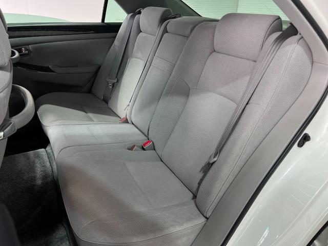 クラウン ロイヤルサルーン　後期　スマートキー　プッシュスタート　ＨＤＤナビ　ＣＤ　Ｍサーバー　バックカメラ　ＥＴＣ　クルコン　ソナー　パワーシート　ＨＩＤ　フォグ　電格ミラー　取説　記録簿　１６ＡＷ　Ｔチェーン（17枚目）