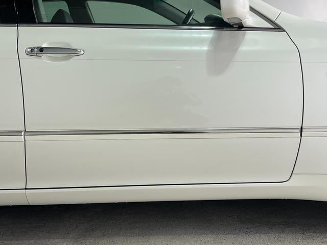 クラウン ロイヤルサルーン　後期　スマートキー　プッシュスタート　ＨＤＤナビ　ＣＤ　Ｍサーバー　バックカメラ　ＥＴＣ　クルコン　ソナー　パワーシート　ＨＩＤ　フォグ　電格ミラー　取説　記録簿　１６ＡＷ　Ｔチェーン（24枚目）