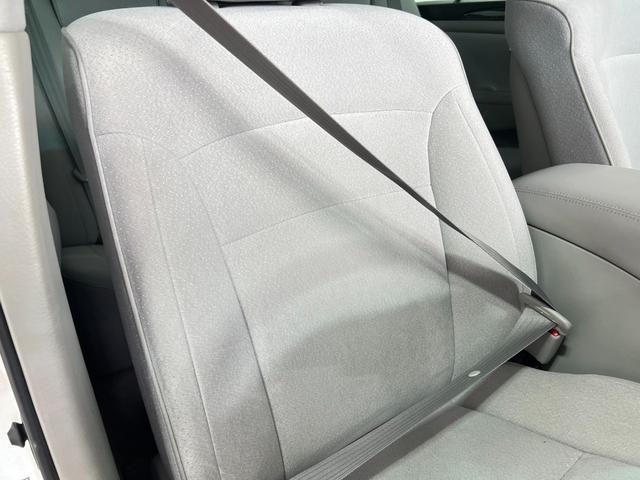 クラウン ロイヤルサルーン　後期　スマートキー　プッシュスタート　ＨＤＤナビ　ＣＤ　Ｍサーバー　バックカメラ　ＥＴＣ　クルコン　ソナー　パワーシート　ＨＩＤ　フォグ　電格ミラー　取説　記録簿　１６ＡＷ　Ｔチェーン（44枚目）