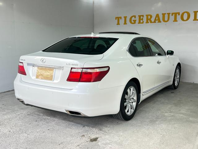 ＬＳ ＬＳ４６０　バージョンＣ　Ｉパッケージ　サンルーフ　黒革　エアサス　スマートキー　プッシュスタート　ＨＤＤナビ　フルセグ　ＣＤ　Ｍサーバー　バックカメラ　ＥＴＣ　クルコン　シートエアコン　パワーシート　クリアランスソナー　１８ＡＷ（9枚目）