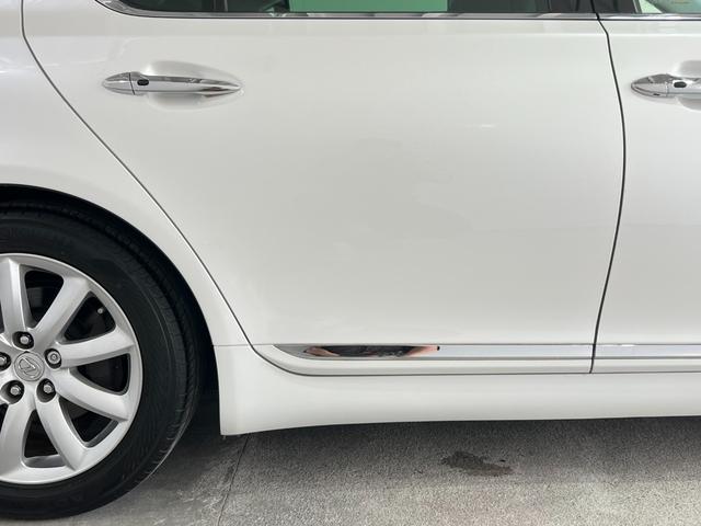 ＬＳ ＬＳ４６０　バージョンＣ　Ｉパッケージ　サンルーフ　黒革　エアサス　スマートキー　プッシュスタート　ＨＤＤナビ　フルセグ　ＣＤ　Ｍサーバー　バックカメラ　ＥＴＣ　クルコン　シートエアコン　パワーシート　クリアランスソナー　１８ＡＷ（25枚目）