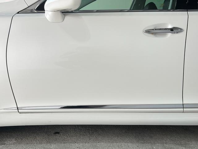 ＬＳ ＬＳ４６０　バージョンＣ　Ｉパッケージ　サンルーフ　黒革　エアサス　スマートキー　プッシュスタート　ＨＤＤナビ　フルセグ　ＣＤ　Ｍサーバー　バックカメラ　ＥＴＣ　クルコン　シートエアコン　パワーシート　クリアランスソナー　１８ＡＷ（35枚目）