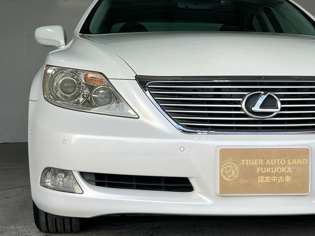 ＬＳ ＬＳ４６０　バージョンＣ　Ｉパッケージ　サンルーフ　黒革　エアサス　スマートキー　プッシュスタート　ＨＤＤナビ　フルセグ　ＣＤ　Ｍサーバー　バックカメラ　ＥＴＣ　クルコン　シートエアコン　パワーシート　クリアランスソナー　１８ＡＷ（62枚目）