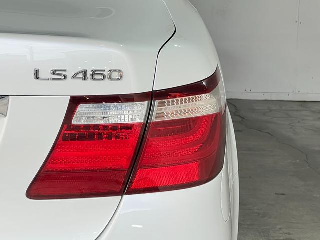 ＬＳ ＬＳ４６０　バージョンＣ　Ｉパッケージ　サンルーフ　黒革　エアサス　スマートキー　プッシュスタート　ＨＤＤナビ　フルセグ　ＣＤ　Ｍサーバー　バックカメラ　ＥＴＣ　クルコン　シートエアコン　パワーシート　クリアランスソナー　１８ＡＷ（68枚目）