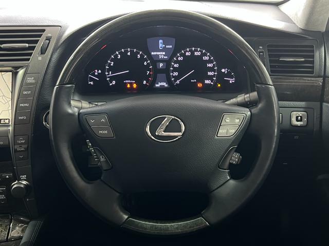 ＬＳ ＬＳ４６０　バージョンＣ　Ｉパッケージ　サンルーフ　黒革　エアサス　スマートキー　プッシュスタート　ＨＤＤナビ　フルセグ　ＣＤ　Ｍサーバー　バックカメラ　ＥＴＣ　クルコン　シートエアコン　パワーシート　クリアランスソナー　１８ＡＷ（70枚目）
