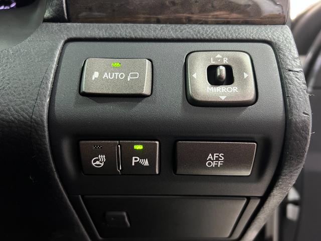 ＬＳ ＬＳ４６０　バージョンＣ　Ｉパッケージ　サンルーフ　黒革　エアサス　スマートキー　プッシュスタート　ＨＤＤナビ　フルセグ　ＣＤ　Ｍサーバー　バックカメラ　ＥＴＣ　クルコン　シートエアコン　パワーシート　クリアランスソナー　１８ＡＷ（77枚目）