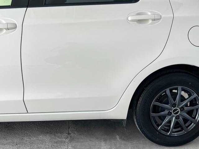 ヴィッツ Ｆ　１年保証　中期　アイドリングストップ　スマートキー　プッシュスタート　ＳＤナビ　ワンセグ　ＤＶＤ　ＣＤ　Ｍサーバー　Ｂｌｕｅｔｏｏｔｈ　ＥＴＣ　電格ウィンカーミラー　取説　記録簿　１４ＡＷ　Ｔチェーン（34枚目）