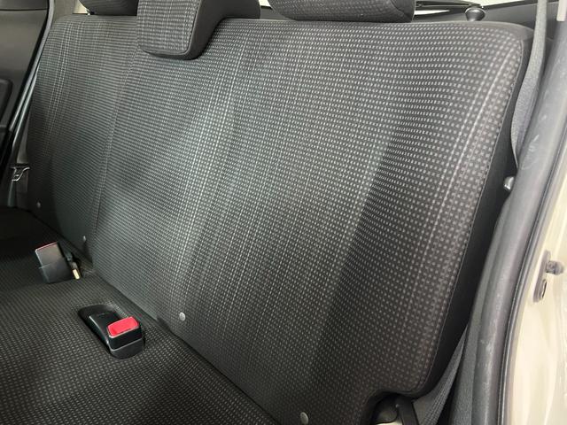 ヴィッツ Ｆ　１年保証　中期　アイドリングストップ　スマートキー　プッシュスタート　ＳＤナビ　ワンセグ　ＤＶＤ　ＣＤ　Ｍサーバー　Ｂｌｕｅｔｏｏｔｈ　ＥＴＣ　電格ウィンカーミラー　取説　記録簿　１４ＡＷ　Ｔチェーン（51枚目）