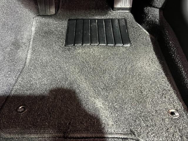 ���P�O�O�����R���������p��܂œ�����O��I�ɃN���[�j���O���܂���