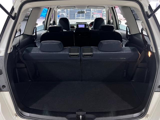 �S���ǂ��ł��ȒP�Ɍ����A���В�g���[���Ȃǂł̒ʐM�̔��\�ł�