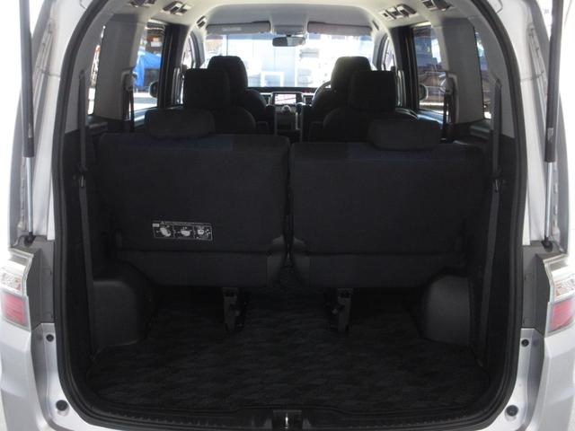 �S���ǂ��ł��ȒP�Ɍ����A���В�g���[���Ȃǂł̒ʐM�̔��\�ł�