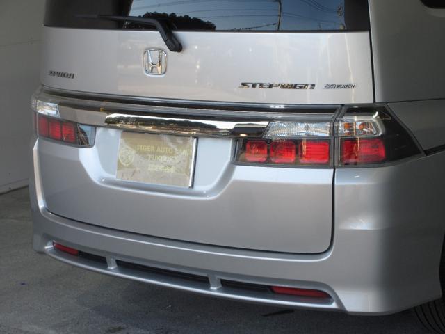 ���ۂɂ��Ԃ����Ă��邩�̂悤�ɂ��낢��Ȋp�x������O�����B���Ă���܂�