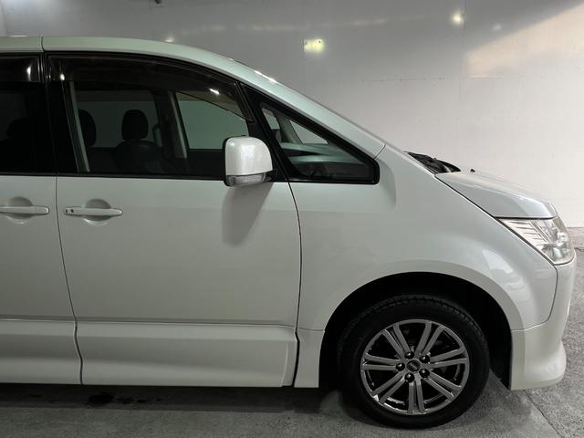 �P�O�O�����R���������p��܂œ�����O��I�ɃN���[�j���O���܂�