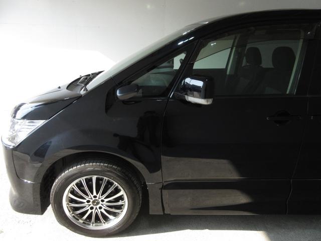 デリカＤ：５ Ｃ２　Ｇ　ナビパッケージ　ローデスト仕様　両側スライド片側パワスラ　スマートキー　ＨＤＤナビ　ＤＶＤ　ＣＤ　Ｍサーバー　Ｆ／Ｓ／Ｂカメラ　ＥＴＣ　クルコン　フリップダウンモニター　ＨＩＤ　フォグ　ウォークスルー　１８ＡＷ（5枚目）