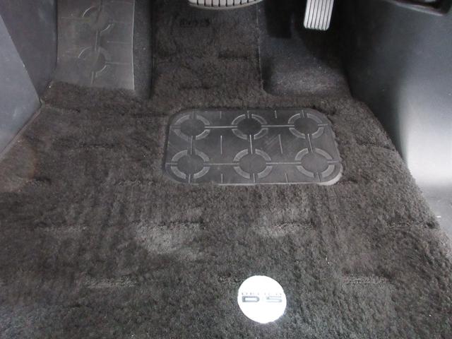 デリカＤ：５ Ｃ２　Ｇ　ナビパッケージ　ローデスト仕様　両側スライド片側パワスラ　スマートキー　ＨＤＤナビ　ＤＶＤ　ＣＤ　Ｍサーバー　Ｆ／Ｓ／Ｂカメラ　ＥＴＣ　クルコン　フリップダウンモニター　ＨＩＤ　フォグ　ウォークスルー　１８ＡＷ（43枚目）