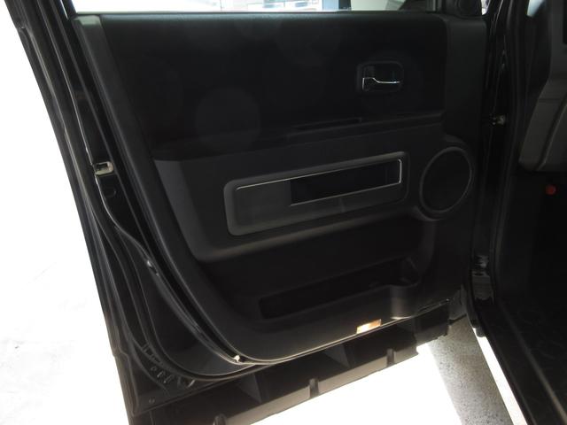 デリカＤ：５ Ｃ２　Ｇ　ナビパッケージ　ローデスト仕様　両側スライド片側パワスラ　スマートキー　ＨＤＤナビ　ＤＶＤ　ＣＤ　Ｍサーバー　Ｆ／Ｓ／Ｂカメラ　ＥＴＣ　クルコン　フリップダウンモニター　ＨＩＤ　フォグ　ウォークスルー　１８ＡＷ（52枚目）