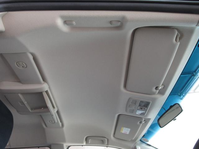 デリカＤ：５ Ｃ２　Ｇ　ナビパッケージ　ローデスト仕様　両側スライド片側パワスラ　スマートキー　ＨＤＤナビ　ＤＶＤ　ＣＤ　Ｍサーバー　Ｆ／Ｓ／Ｂカメラ　ＥＴＣ　クルコン　フリップダウンモニター　ＨＩＤ　フォグ　ウォークスルー　１８ＡＷ（59枚目）