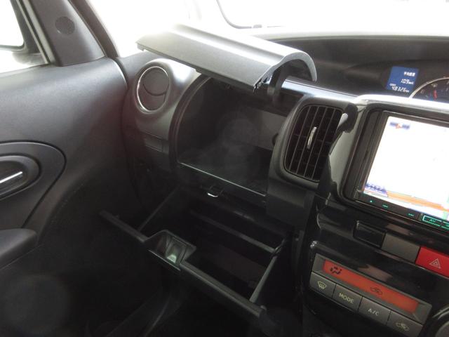 タント Ｇスペシャル　１年保証　後期　アイドリングストップ　パワースライドドア　スマートキー　メモリーナビ　フルセグ　ＤＶＤ　ＣＤ　Ｍサーバー　ベンチシート　フルフラットシート　電格ウィンカーミラー　取説　記録簿　１４ＡＷ（77枚目）