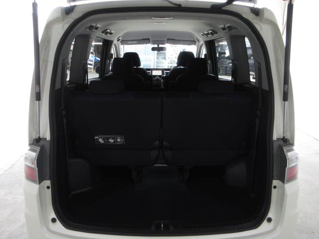 �S���ǂ��ł��ȒP�Ɍ����A���В�g���[���Ȃǂł̒ʐM�̔��\�ł�