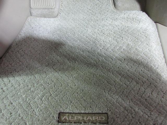 アルファードＧ ＡＳ　プライムセレクションＩＩ　後期　ハーフレザーシート　両側パワスラ　キーレス　ＨＤＤナビ　フルセグ　ＤＶＤ　ＣＤ　Ｍサーバー　バックカメラ　ＥＴＣ　フリップダウンモニター　ＨＩＤ　フォグ　取説　記録簿　１７ＡＷ　Ｔチェーン（43枚目）