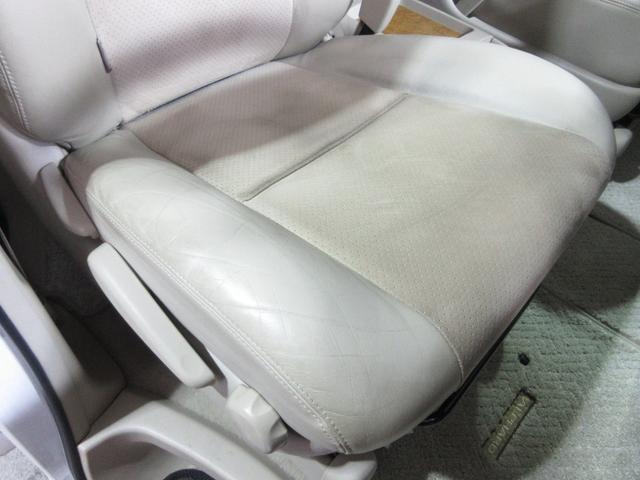 アルファードＧ ＡＳ　プライムセレクションＩＩ　後期　ハーフレザーシート　両側パワスラ　キーレス　ＨＤＤナビ　フルセグ　ＤＶＤ　ＣＤ　Ｍサーバー　バックカメラ　ＥＴＣ　フリップダウンモニター　ＨＩＤ　フォグ　取説　記録簿　１７ＡＷ　Ｔチェーン（45枚目）