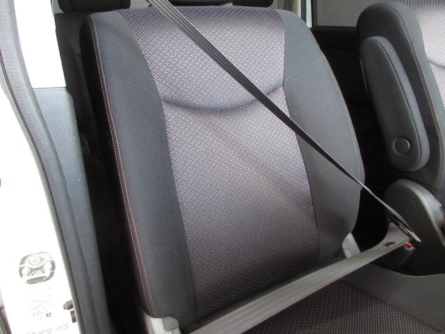 セレナ ハイウェイスター　Ｖセレクション　１年保証　アイドリングストップ　両側パワスラ　インテリキー　プッシュスタート　ＳＤナビ　フルセグ　ＤＶＤ　ＣＤ　Ｍサーバー　Ｂｌｕｅｔｏｏｔｈ　バックカメラ　ＥＴＣ　クルコン　ＨＩＤ　フォグ　１６ＡＷ（44枚目）