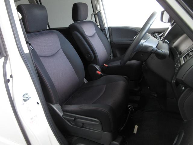 セレナ ハイウェイスター　１年保証　アイドリングストップ　両側パワスラ　インテリキー　プッシュスタート　ＨＤＤナビ　フルセグ　ＤＶＤ　ＣＤ　Ｍサーバー　Ｂｌｕｅｔｏｏｔｈ　バックカメラ　ＥＴＣ　クルコン　ウォークスルー（14枚目）