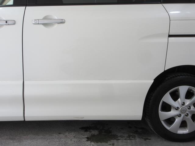 セレナ ハイウェイスター　１年保証　アイドリングストップ　両側パワスラ　インテリキー　プッシュスタート　ＨＤＤナビ　フルセグ　ＤＶＤ　ＣＤ　Ｍサーバー　Ｂｌｕｅｔｏｏｔｈ　バックカメラ　ＥＴＣ　クルコン　ウォークスルー（34枚目）