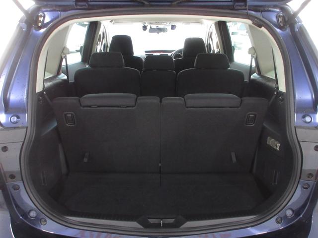 �S���ǂ��ł��ȒP�Ɍ����A���В�g���[���Ȃǂł̒ʐM�̔��\�ł�