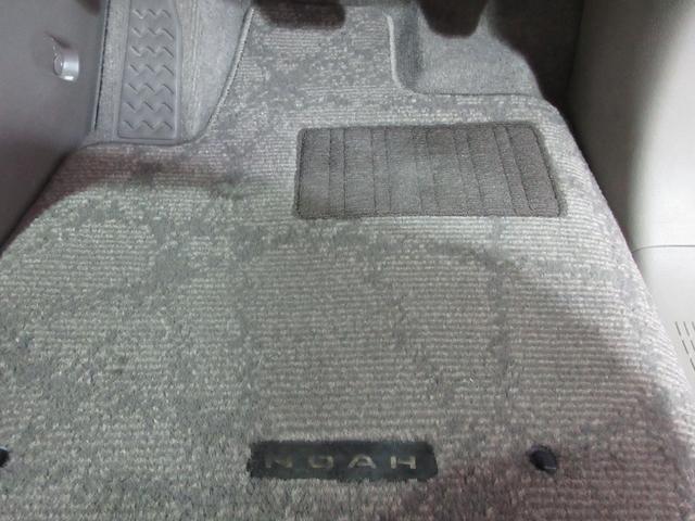 走行テストを実施し、走行機能、コンディションをチェックし基準に満たないものは売りません。その後法定点検をはるかに上回る基準の点検をし、トラブルを未然に防げる様整備します！オイルはＷＡＫＯ’Ｓを使用