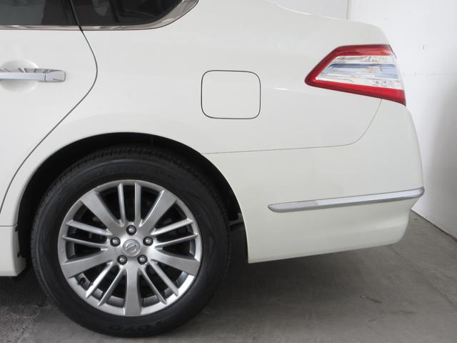 ２５０ＸＶ　１年保証　後期　インテリキー　プッシュスタート　ＨＤＤナビ　フルセグ　ＤＶＤ　ＣＤ　Ｍサーバー　ＢＴオーディオ　サイド／バックカメラ　ＥＴＣ　ＨＩＤ　フォグ　パワーシート　オットマン　記録簿　１７ＡＷ（画像32）