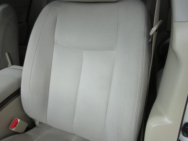 ２５０ＸＶ　１年保証　後期　インテリキー　プッシュスタート　ＨＤＤナビ　フルセグ　ＤＶＤ　ＣＤ　Ｍサーバー　ＢＴオーディオ　サイド／バックカメラ　ＥＴＣ　ＨＩＤ　フォグ　パワーシート　オットマン　記録簿　１７ＡＷ（画像54）