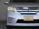 毎日全てのオークションからプロが全出品車から、絶対に品質の間違いないと思う車を厳選し、常時何千台とオークションに参加、安い時を絶対見逃さず、相場より安く落とし、日本一安く、高品質に挑戦しております